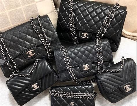 chanel classic flap.small|Chanel classic flap small size.